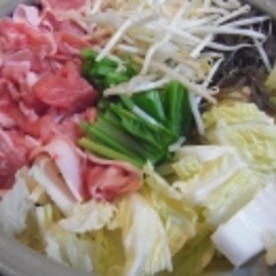 簡単 濃縮麺つゆで寄せ鍋 レシピ 作り方 By すぴかか 楽天レシピ